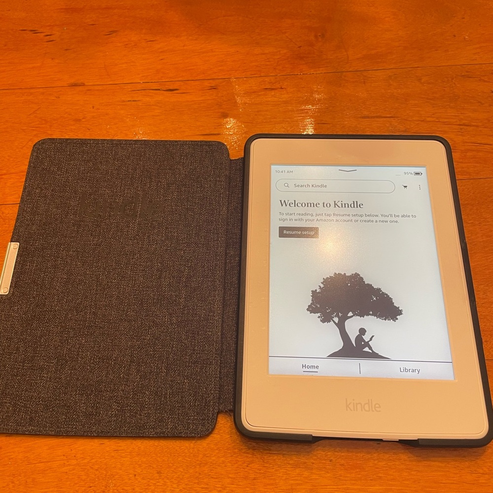 Kindle Paperwhite 7th Generation with Distressed Faux Leather Cover